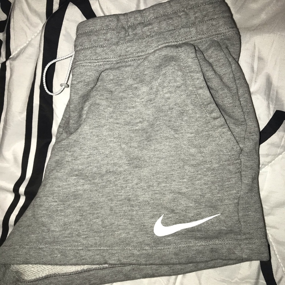 Nike Grey Sweatpants Shorts🖤